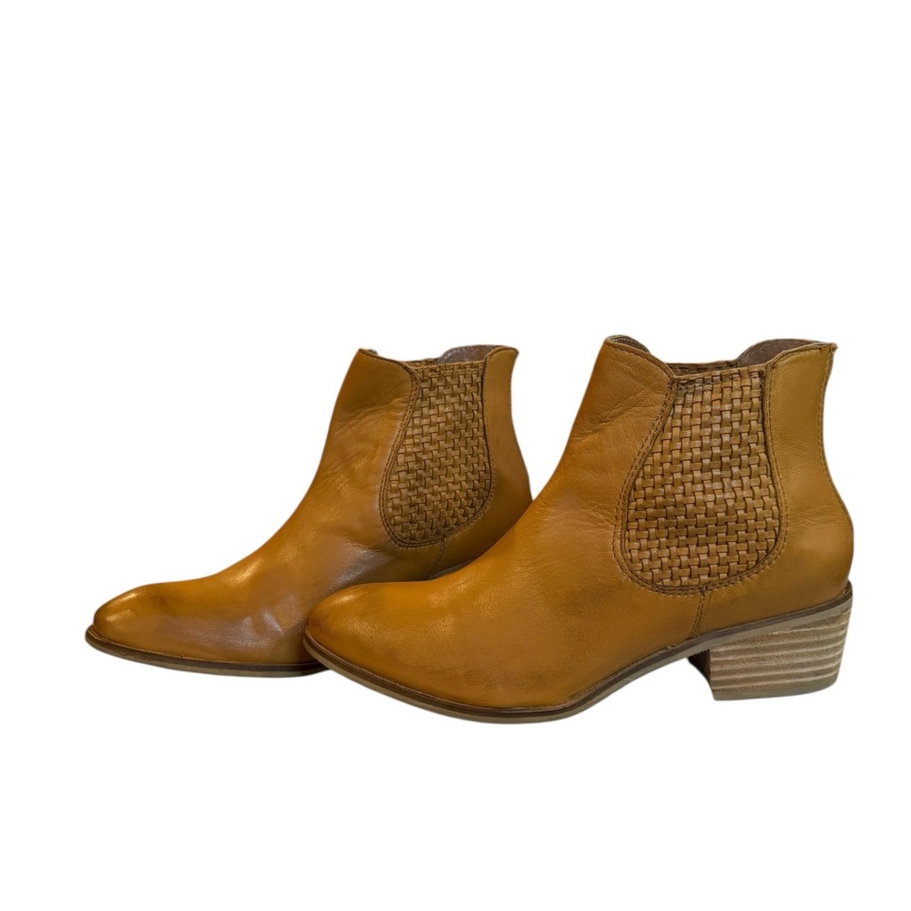 Journee Collection Leather Boots Women's Aged Look Tan Brown Booties Emerson 8.5